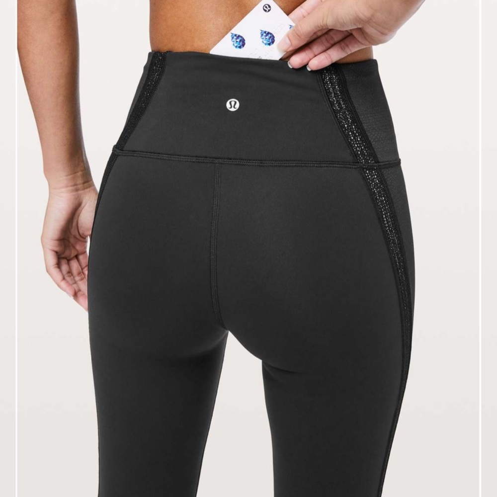 Lululemon🍋 Power Lines Pant Legging
Black / Meisai Ice Grey Black Size 4 - Picture 4 of 4